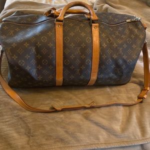 AUTHENTIC Louis Vuitton Keepall 55 Bandouliere